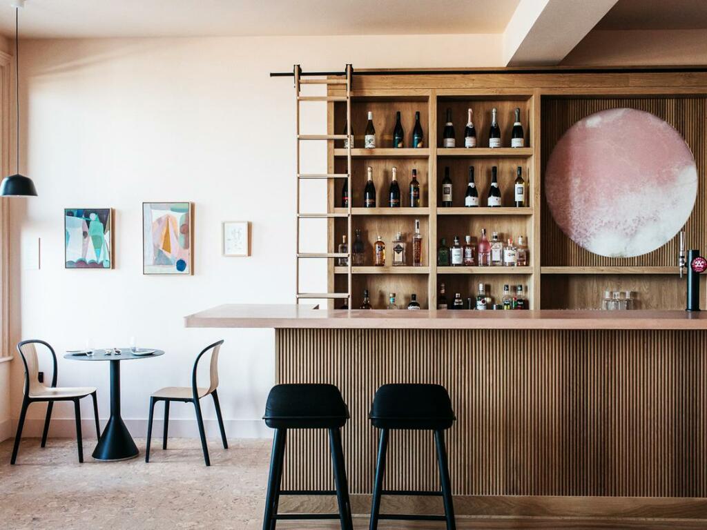 Additional image 4 of Port Hotel, 11-12 Royal Parade, Eastbourne, East Sussex, BN22 7AR