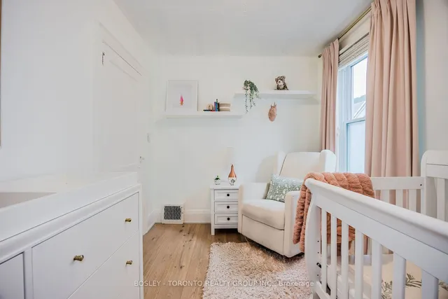 Additional image 32 of 96 Gillard Ave