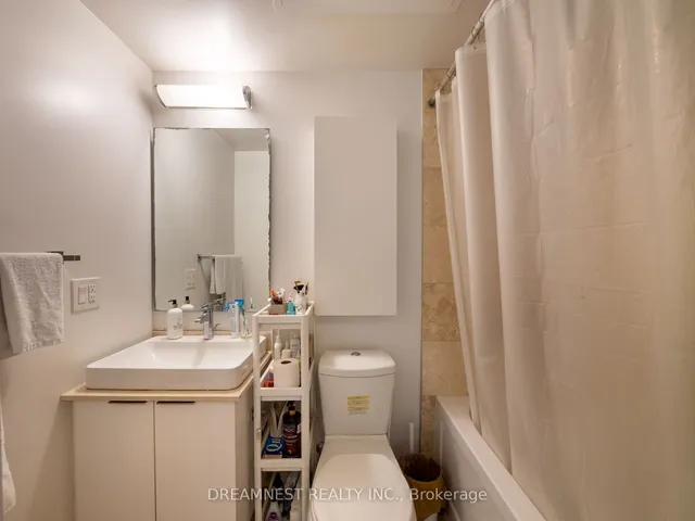 Additional image 22 of 14 York St Unit 4304