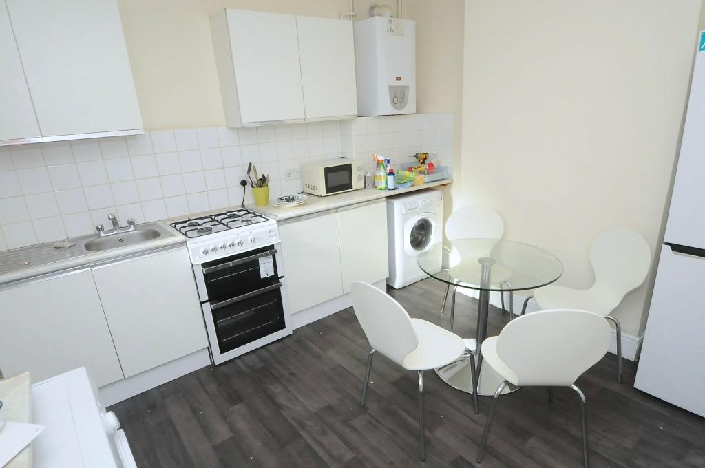 Additional image 2 of 4 Bed Student House on Waterloo Road - SEE VIDEO TOUR