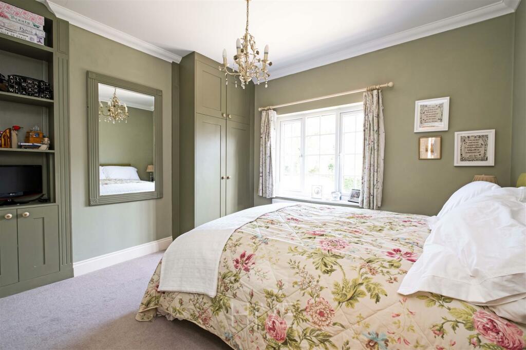 Additional image 16 of Lone Pine Drive, West Parley