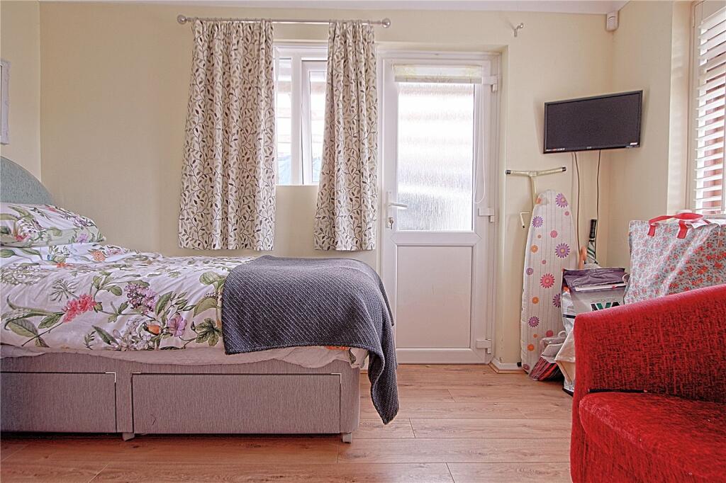 Additional image 6 of Hearnfield Road, Wick, Littlehampton, West Sussex, BN17