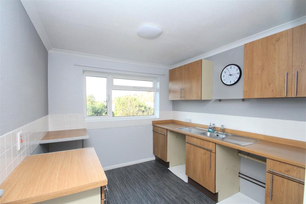 Additional image 4 of Myrtle Road, Lancing, BN15 9HX