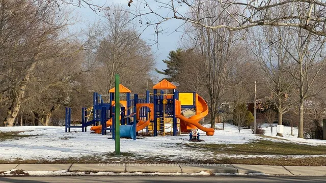 Additional image 33 of 11 Colmar Pl Unit 12