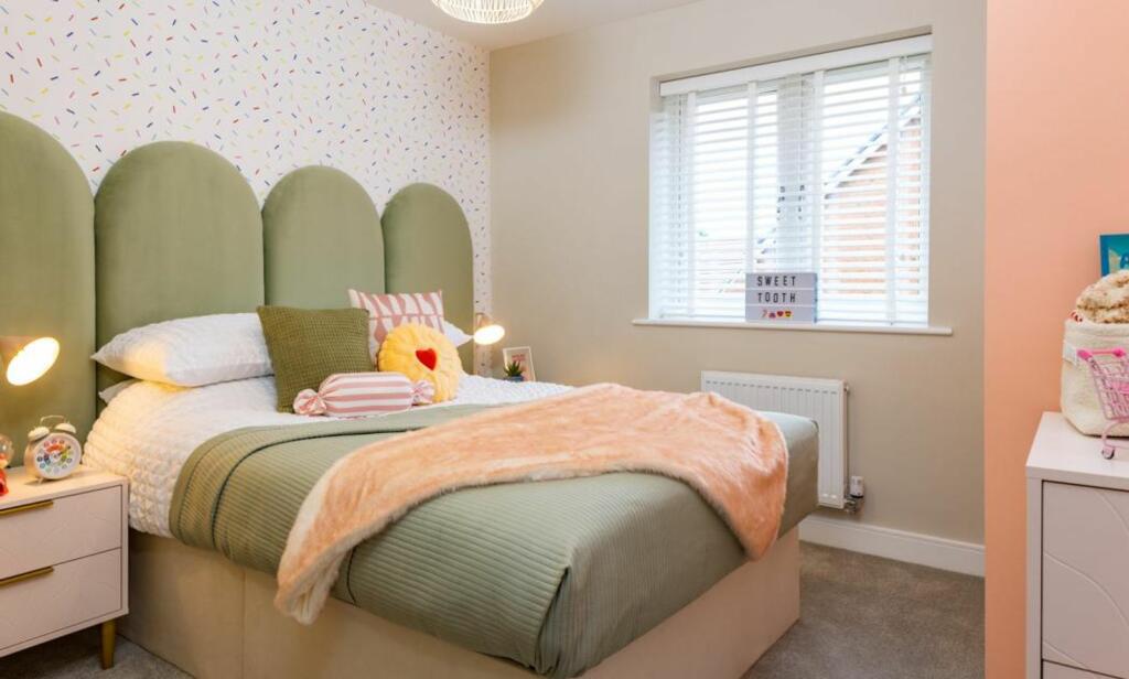 Additional image 10 of Fontwell Avenue, Fontwell, BN18