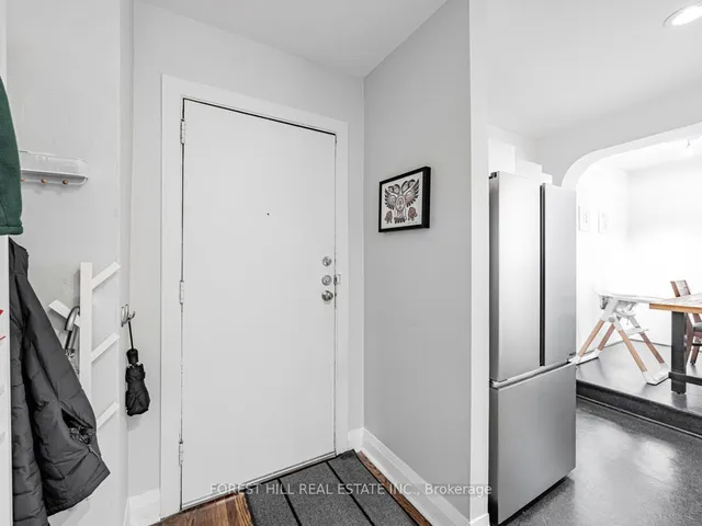 Additional image 11 of 1840 Bathurst St Unit 305