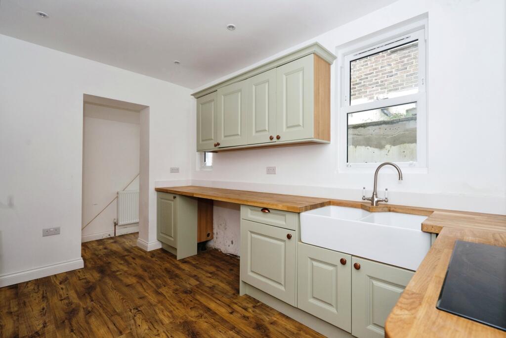 Additional image 19 of Dacre Gardens, Upper Beeding, Steyning, West Sussex, BN44