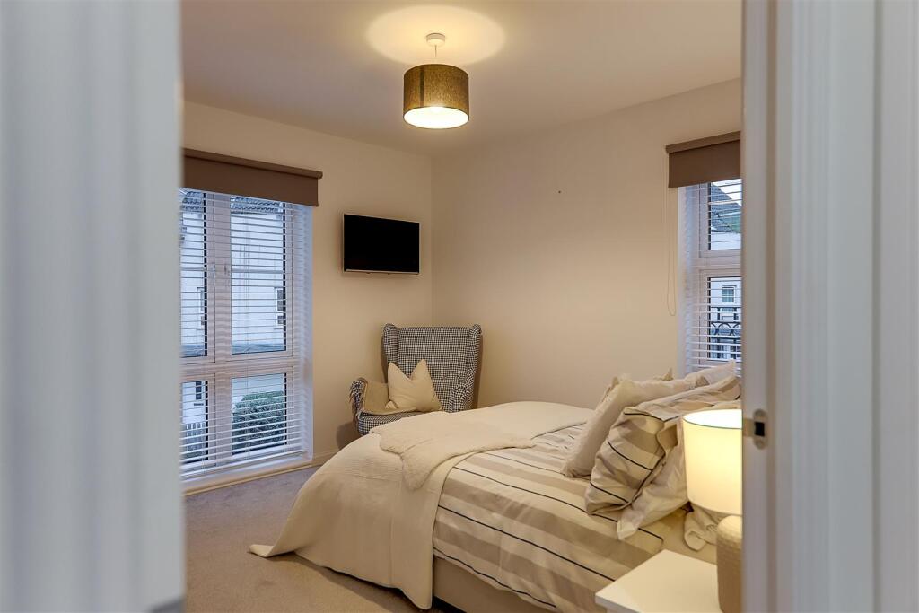 Additional image 10 of Cambrian Way, Worthing, BN13
