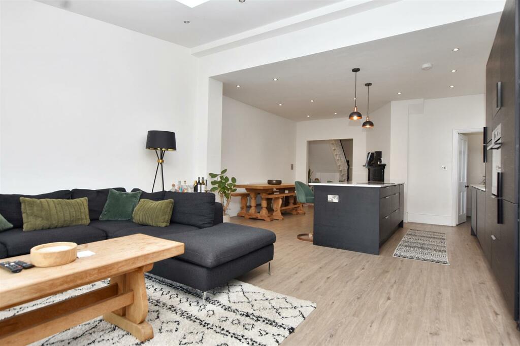 Additional image 12 of Cavendish Avenue, Eastbourne