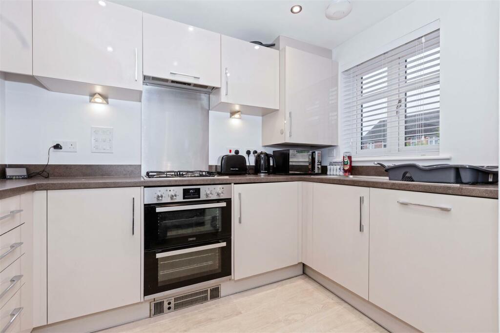 Additional image 18 of Iris Close, Worthing