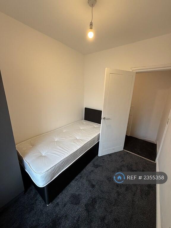 Additional image 11 of Springmill Street, Bradford, BD5