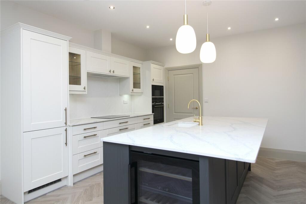 Additional image 16 of Chewton Farm Road, Highcliffe, Dorset, BH23