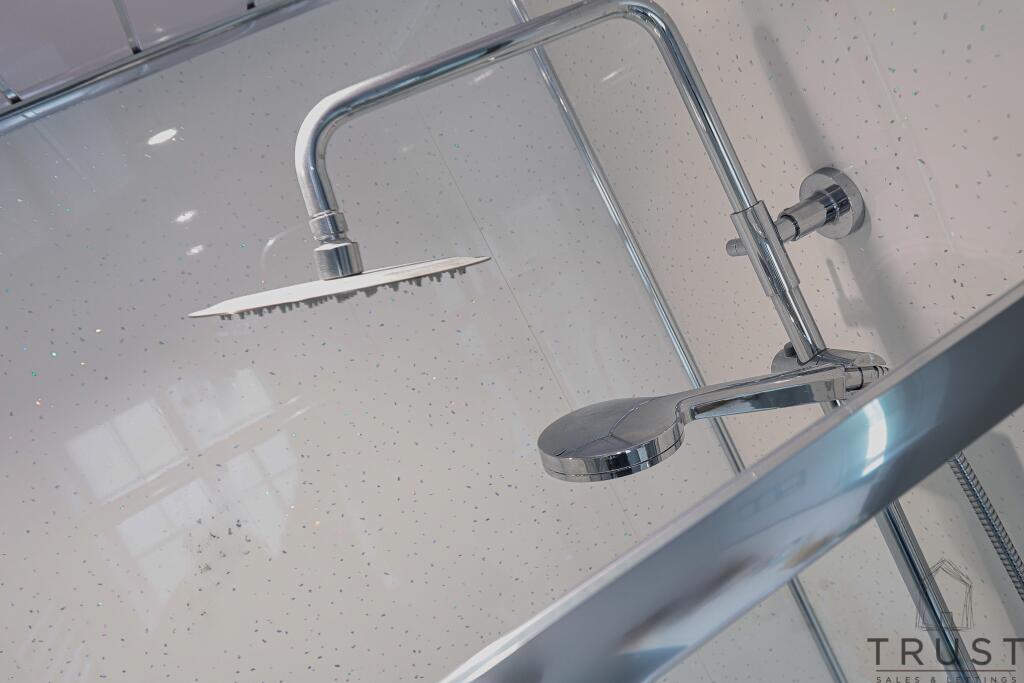 Additional image 16 of Ringshaw Drive, Gomersal, Cleckheaton