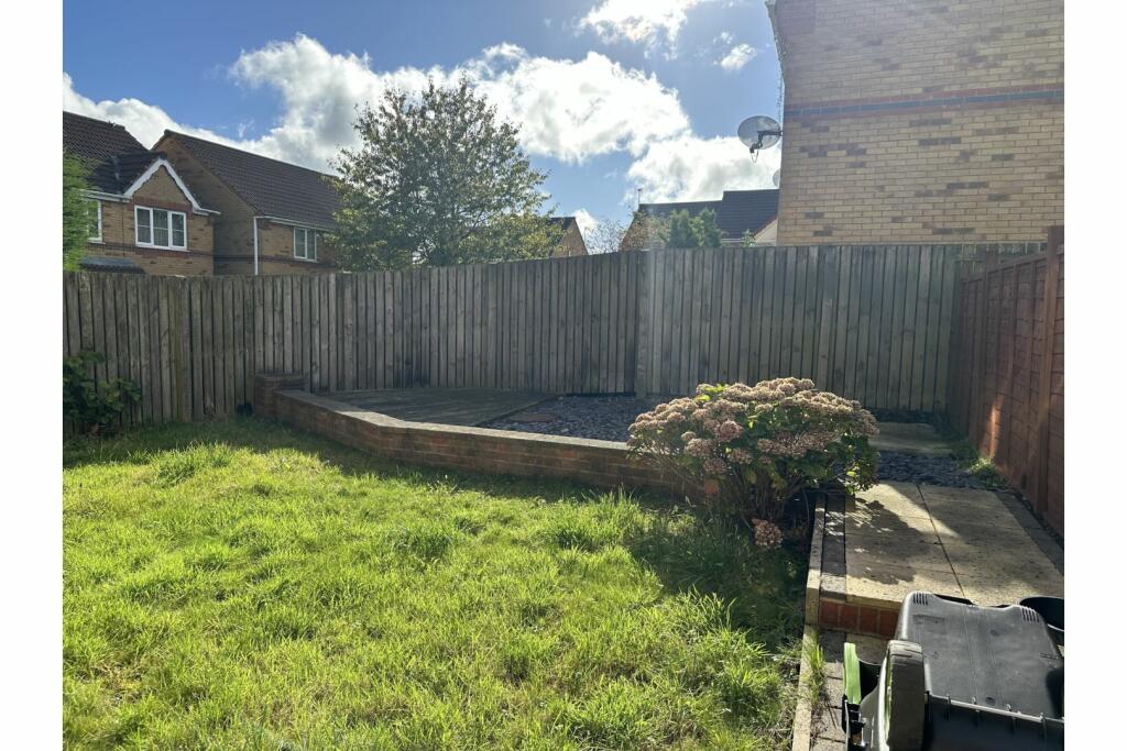 Additional image 7 of Holme Bank Close, Bradford, BD4