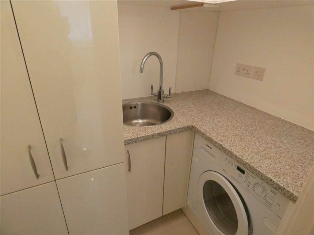 Additional image 5 of Blue Bay, 75-77 Boscombe Overcliff Drive, Bournemouth