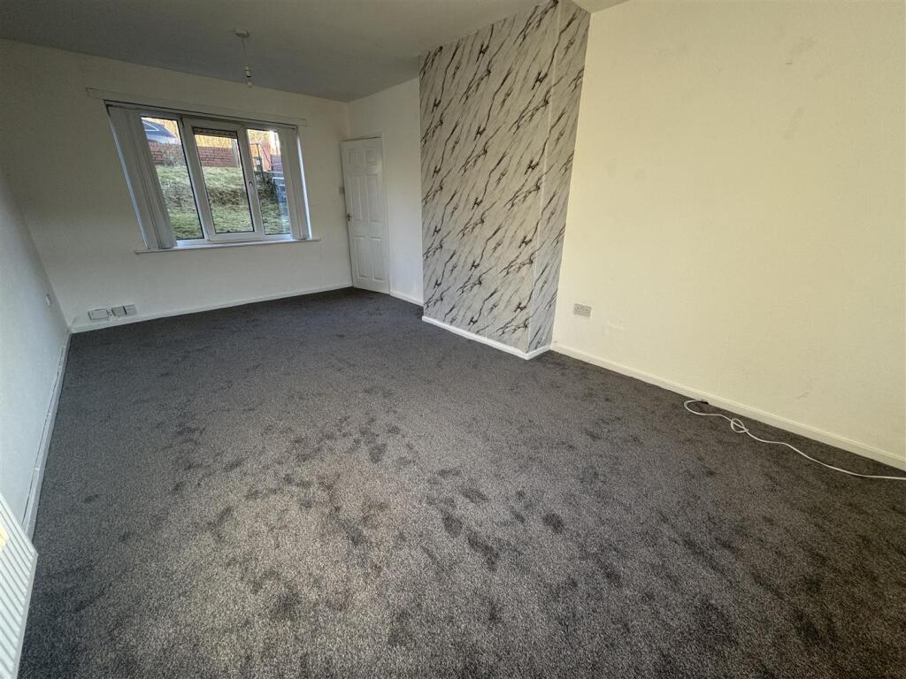 Additional image 12 of Thornacre Road, Shipley