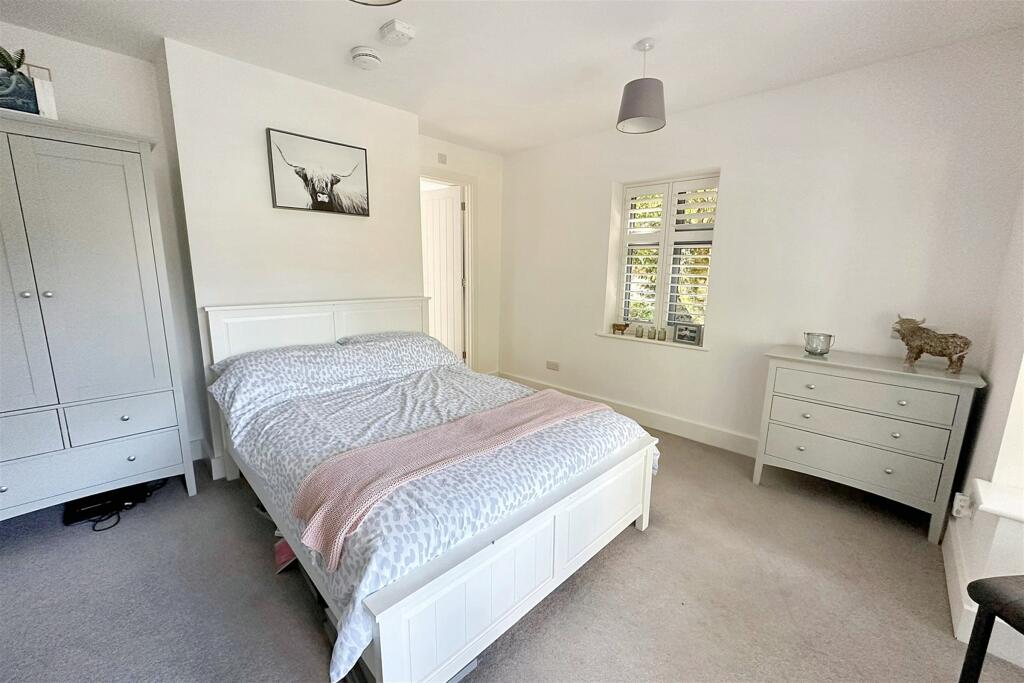 Additional image 11 of Verwood