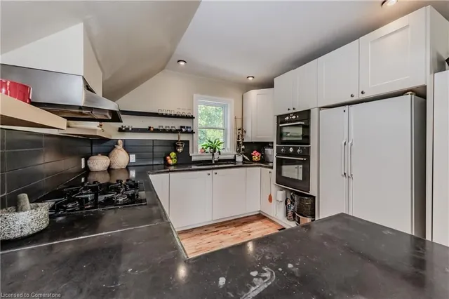 Additional image 14 of 111 Lancaster St