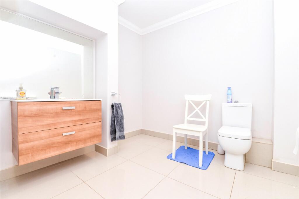 Additional image 7 of Barton Common Road, Barton On Sea, New Milton, Hampshire, BH25