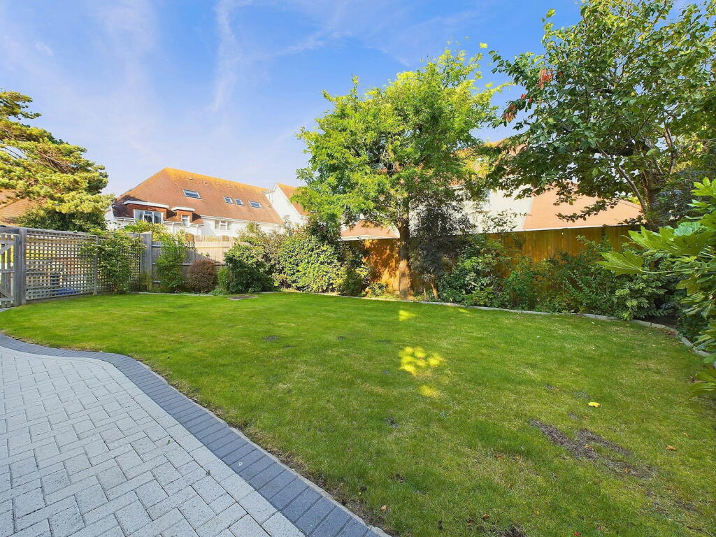 Additional image 34 of Albany Close, Worthing, BN11