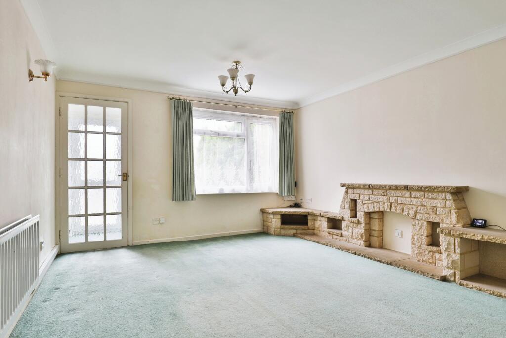 Additional image 3 of Charlton Close, MUSCLIFF, Bournemouth, Dorset, BH9