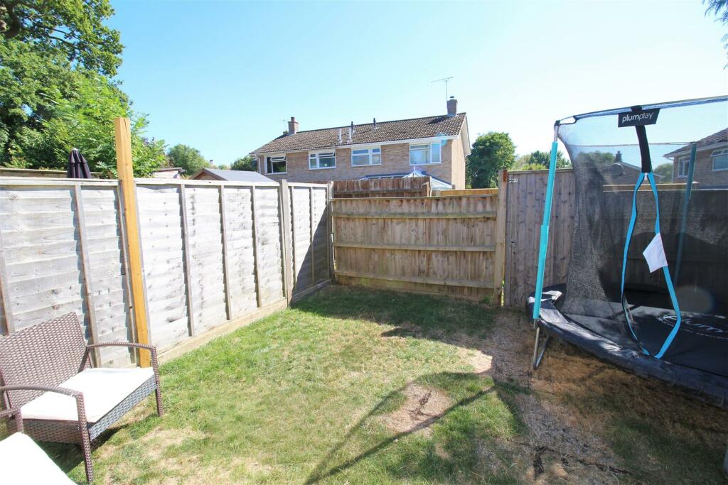 Additional image 15 of Willowdene Close, New Milton, Hampshire, BH25