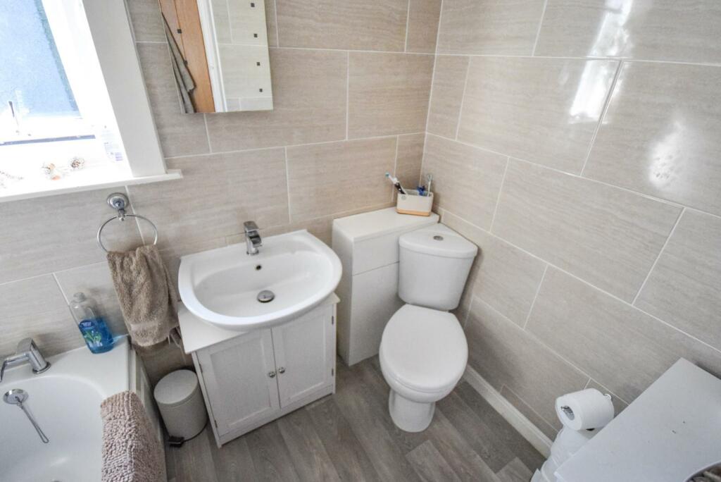 Additional image 8 of Oakfield Terrace, Shipley