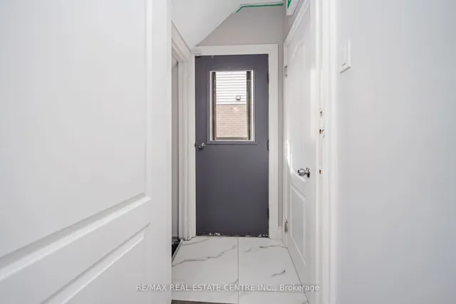 Additional image 28 of 88 Nottawasaga Cres