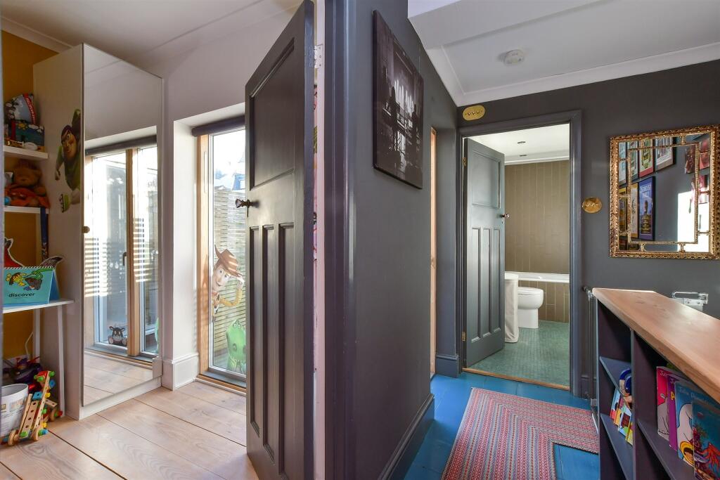 Additional image 9 of North Gardens, Brighton, East Sussex