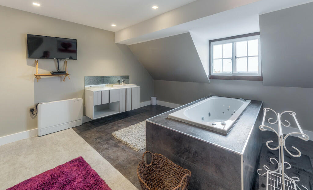 Additional image 10 of Bond Street, Arundel