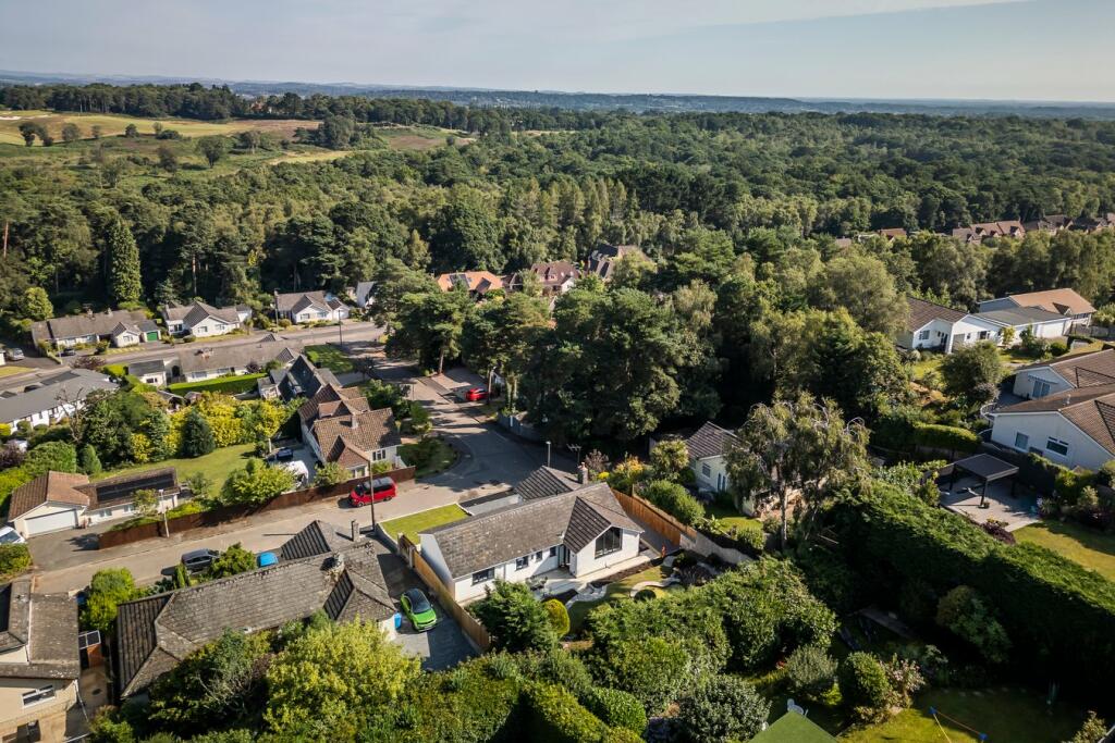 Additional image 8 of Woodleaze Close, Broadstone, BH18
