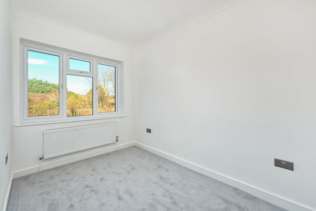 Additional image 9 of Freshbrook Road, Lancing, BN15