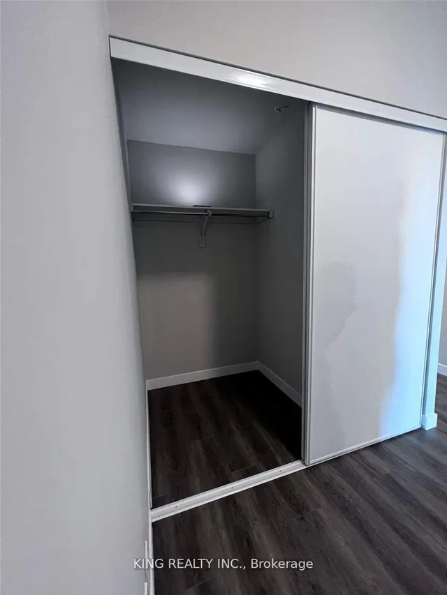 Additional image 11 of 15 Queen St Unit 2004