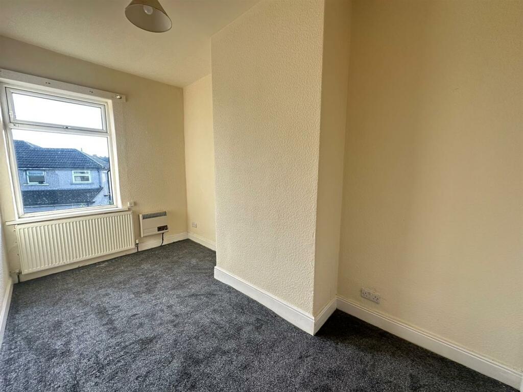 Additional image 10 of Stephenson Street, Bradford