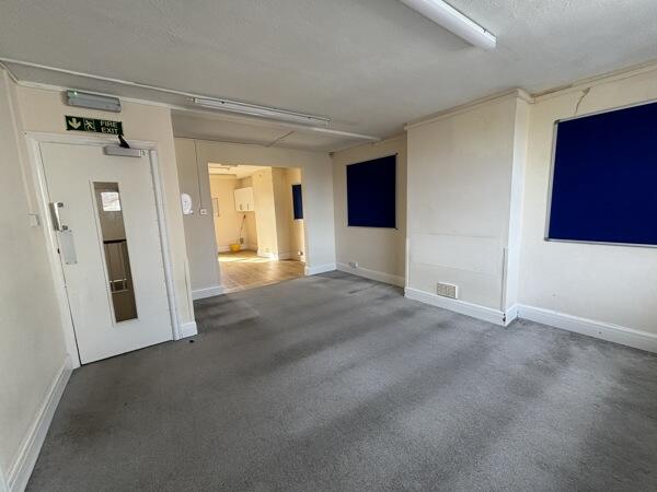 Additional image 4 of First Floor, 2 Tarmount Lane, Shoreham-By-Sea, West Sussex, BN43