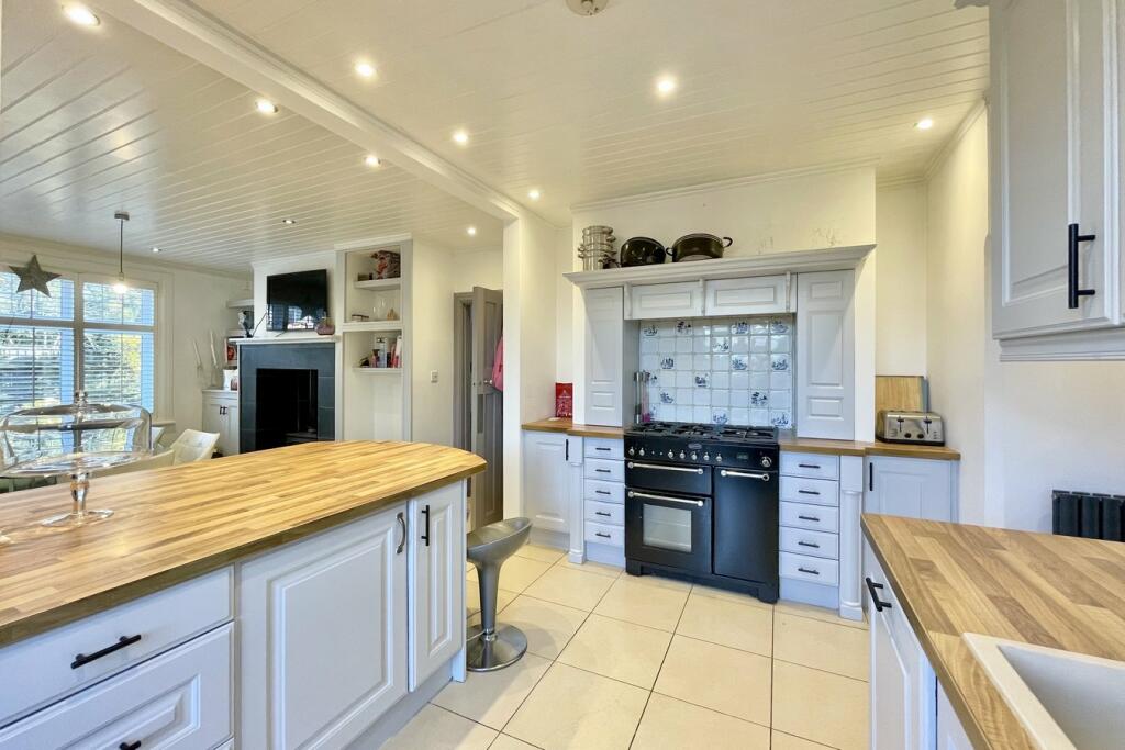 Additional image 8 of St Albans Avenue, Queens Park, Bournemouth, BH8