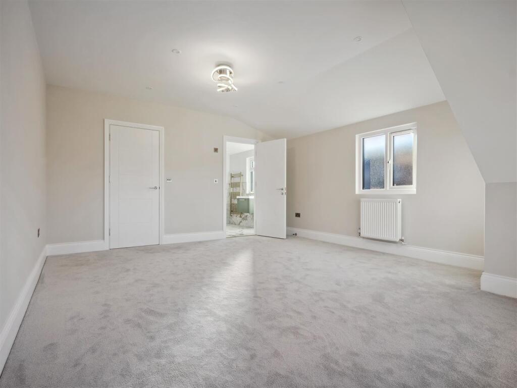 Additional image 39 of Whitehayes Road, Burton