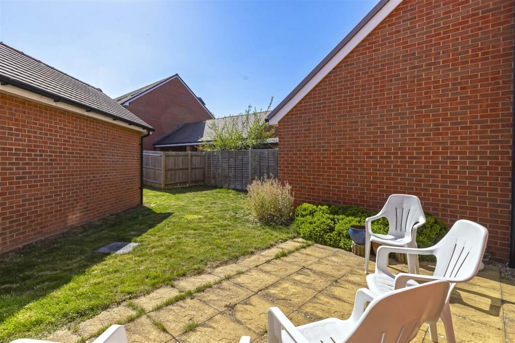 Additional image 11 of Violet Close, Worthing