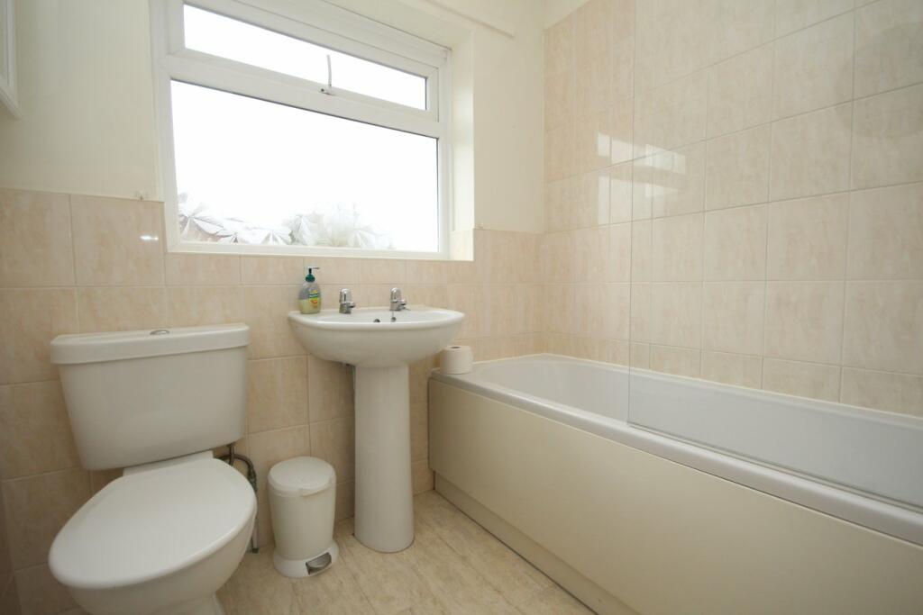 Additional image 7 of 64a Princess Road, Poole, BH12