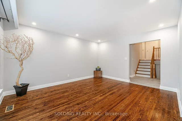 Additional image 35 of 4 Strathavon Dr