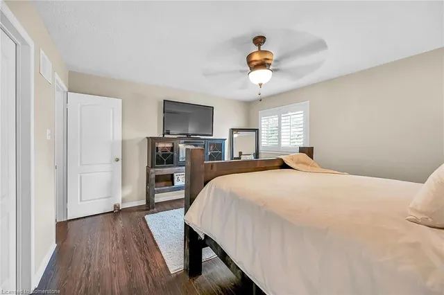 Additional image 25 of 200 Fellowes Cres