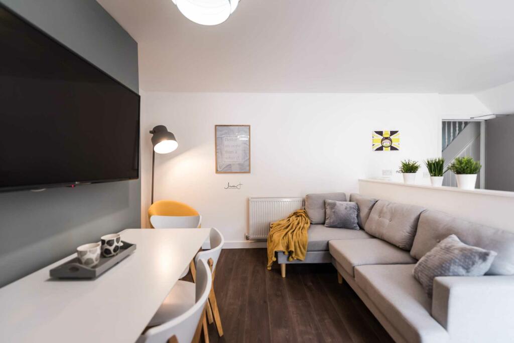 Additional image 52 of Mayfield Avenue, Bolton