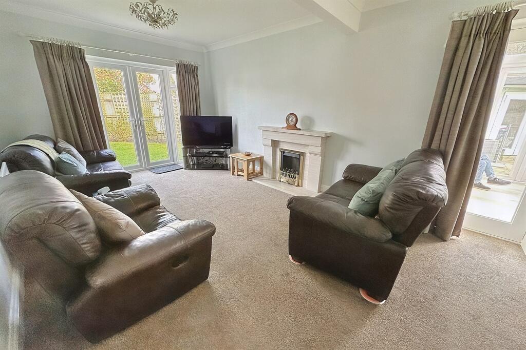 Additional image 3 of Ferndown