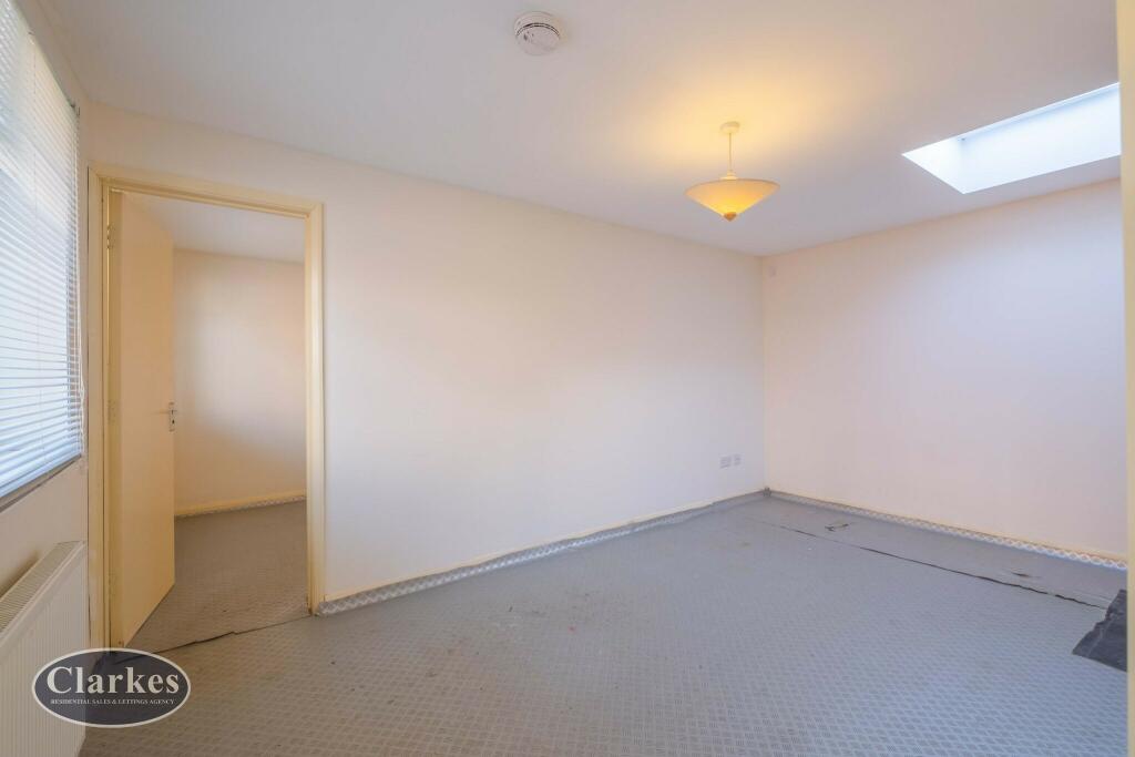 Additional image 8 of Office Unit with Garden MOORDOWN