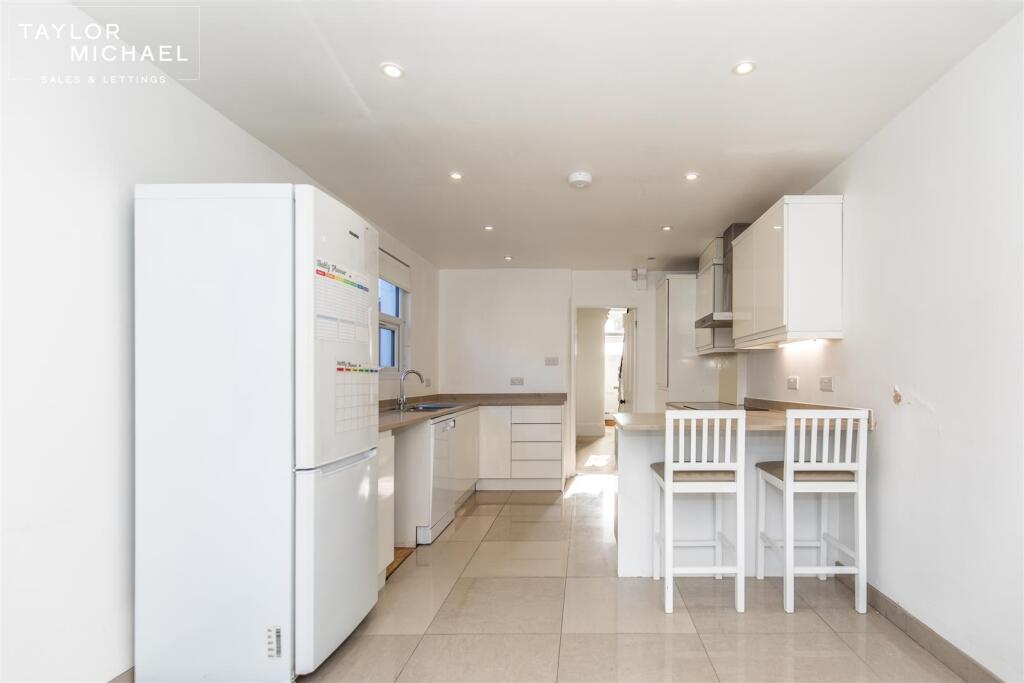 Additional image 4 of Grantham Road, Brighton