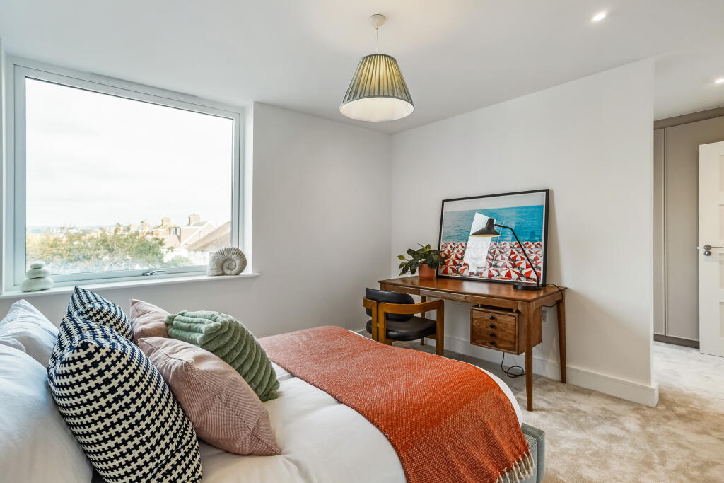 Additional image 9 of Kingsway, Hove, BN3