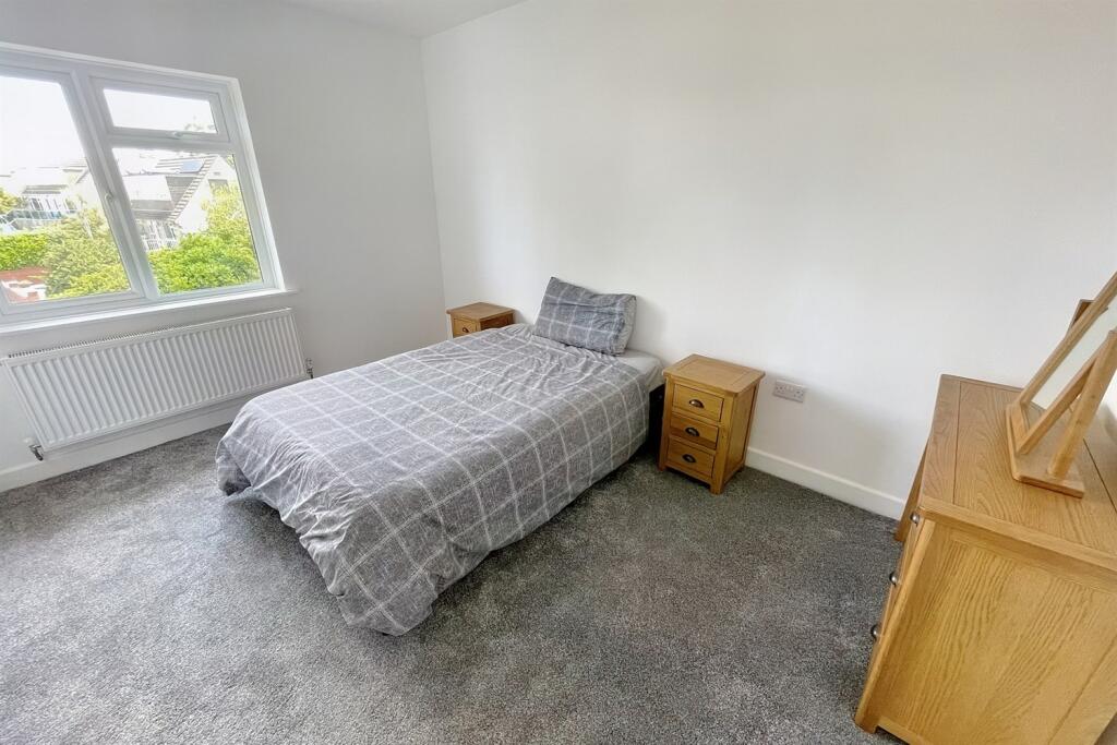 Additional image 6 of Queens Park