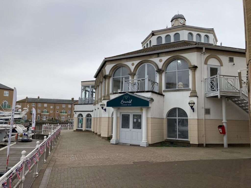 Additional image 6 of 23 The Waterfront, Brighton Marina, Brighton, BN2 5WD
