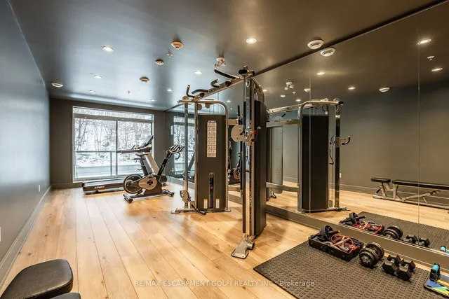 Additional image 25 of 467 CHARLTON Ave Unit 305