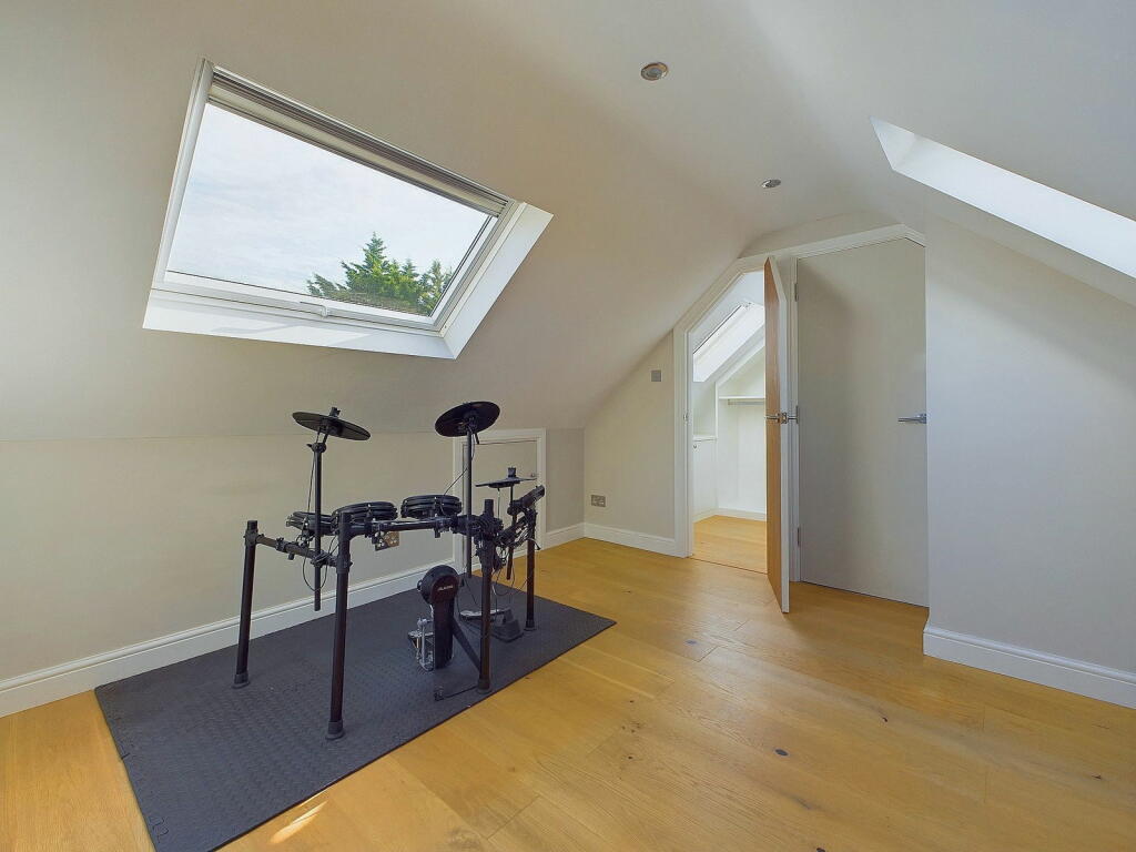 Additional image 17 of Edward Close, Hove, BN3 6WJ